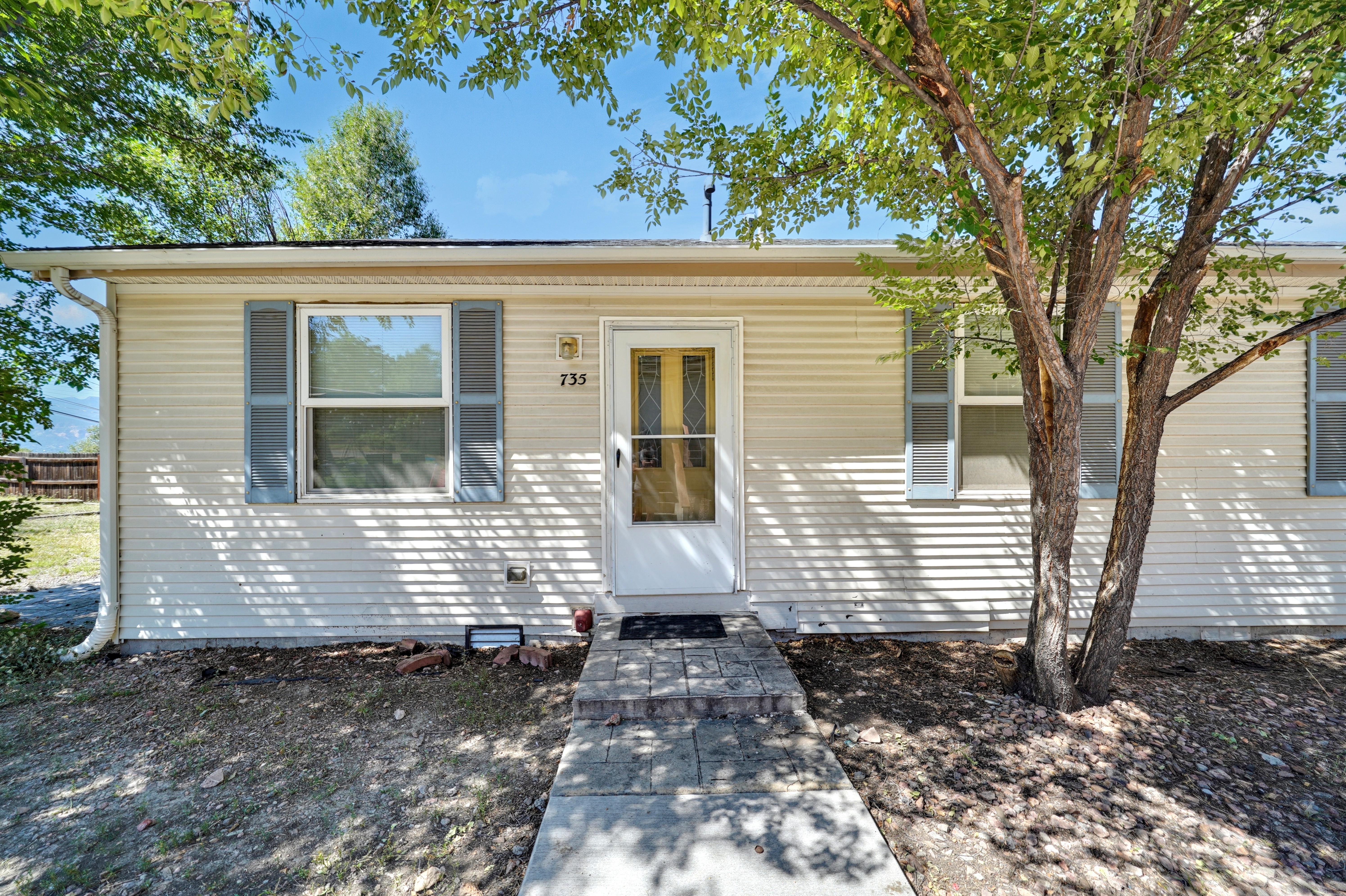 Colorado Springs House: 735 E Cucharras Street