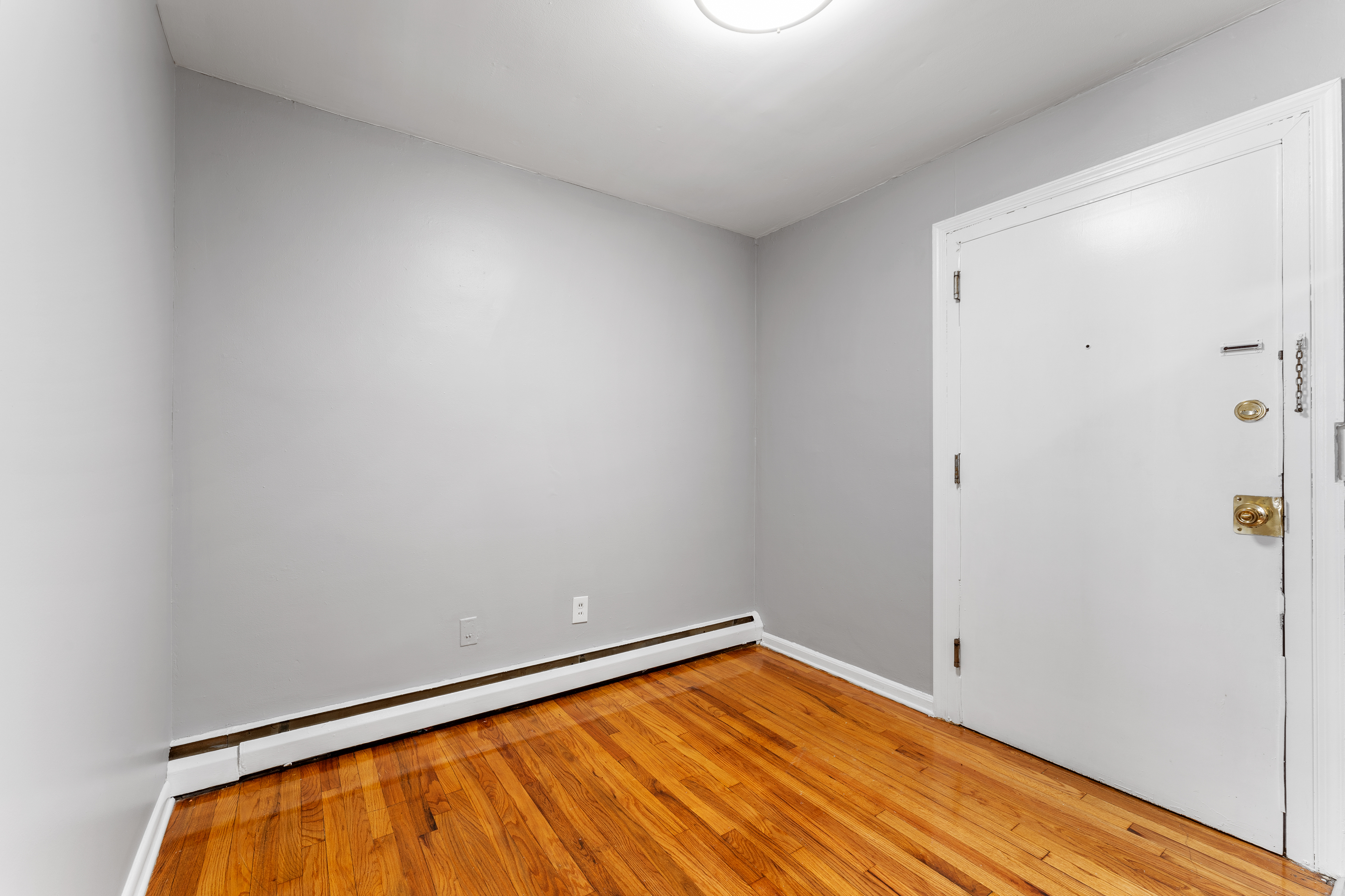 Elizabeth Condo: 437 Elmora Ave