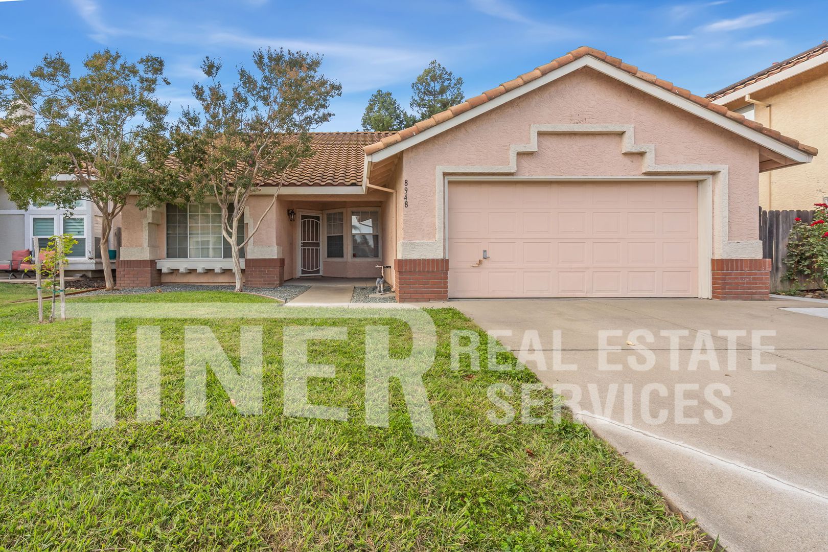 Elk Grove House: 8948 Warmsprings Street