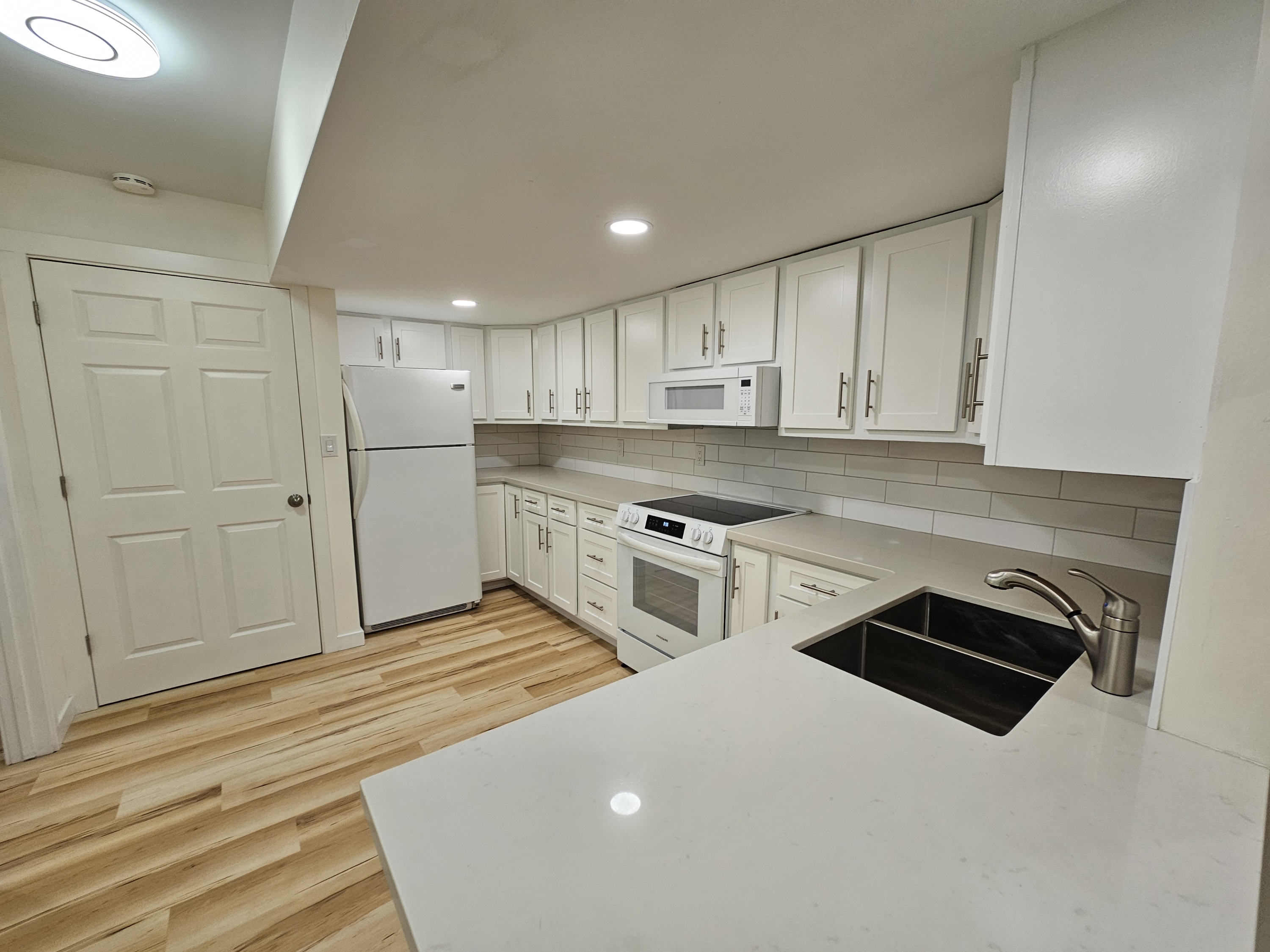 Maple Ridge House: 23238 121A Ave