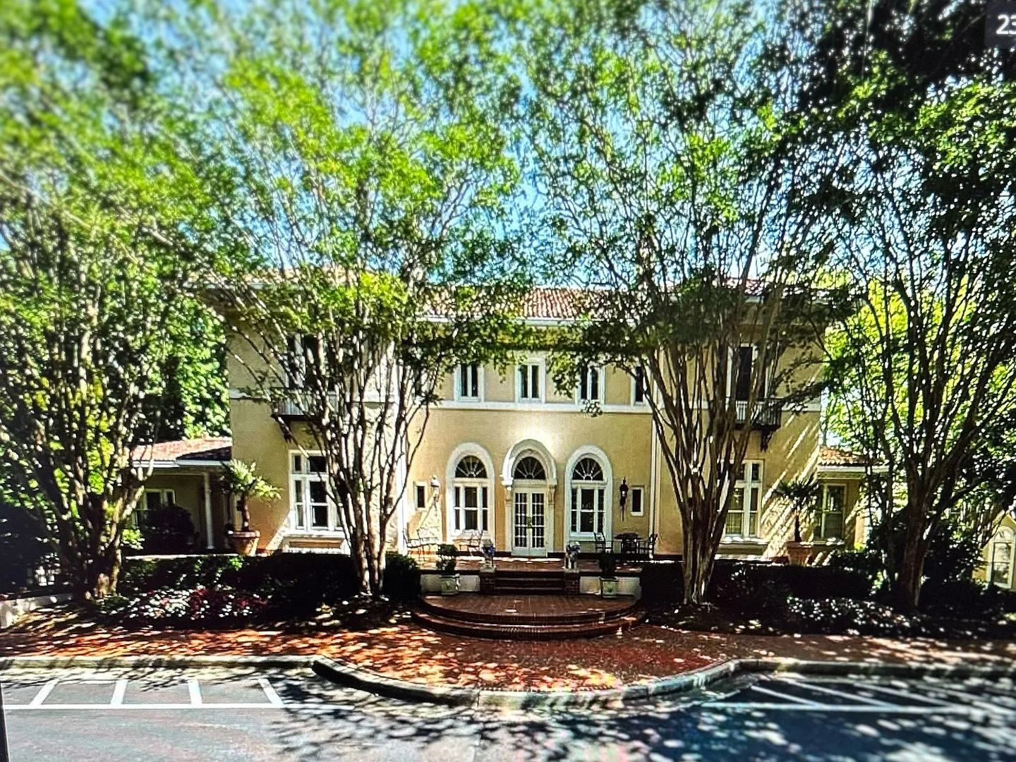 Atlanta House: 46 Lullwater Estate Rd NE