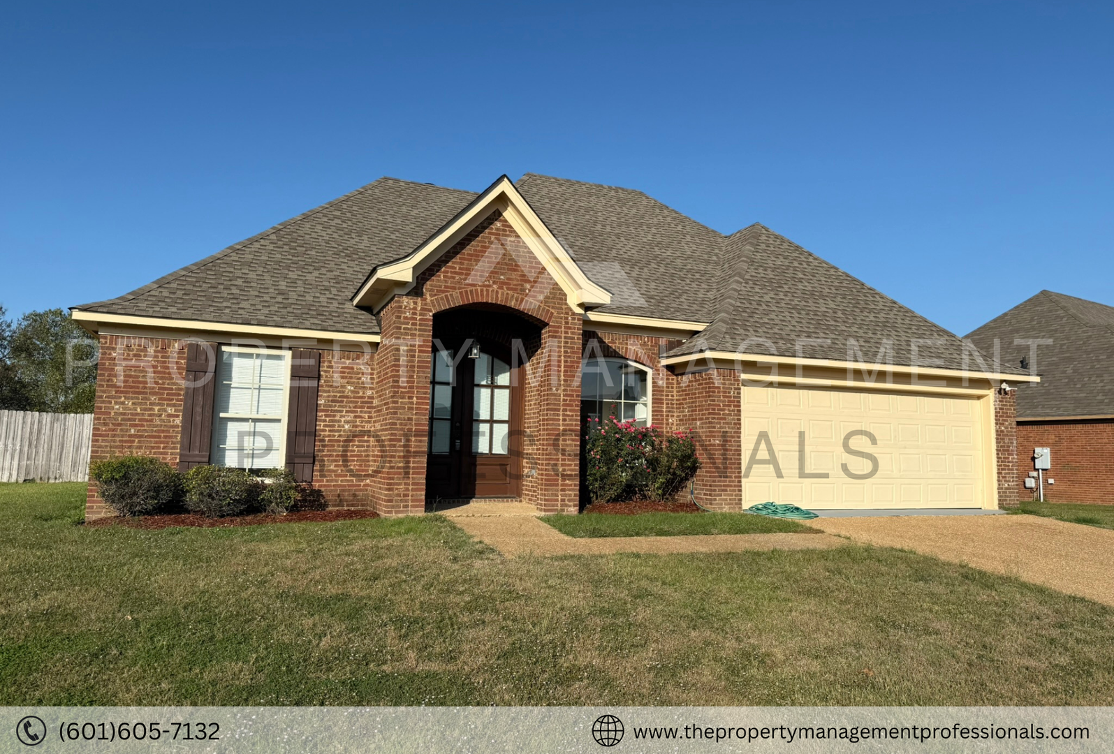 Madison House: 122 Palin Dr