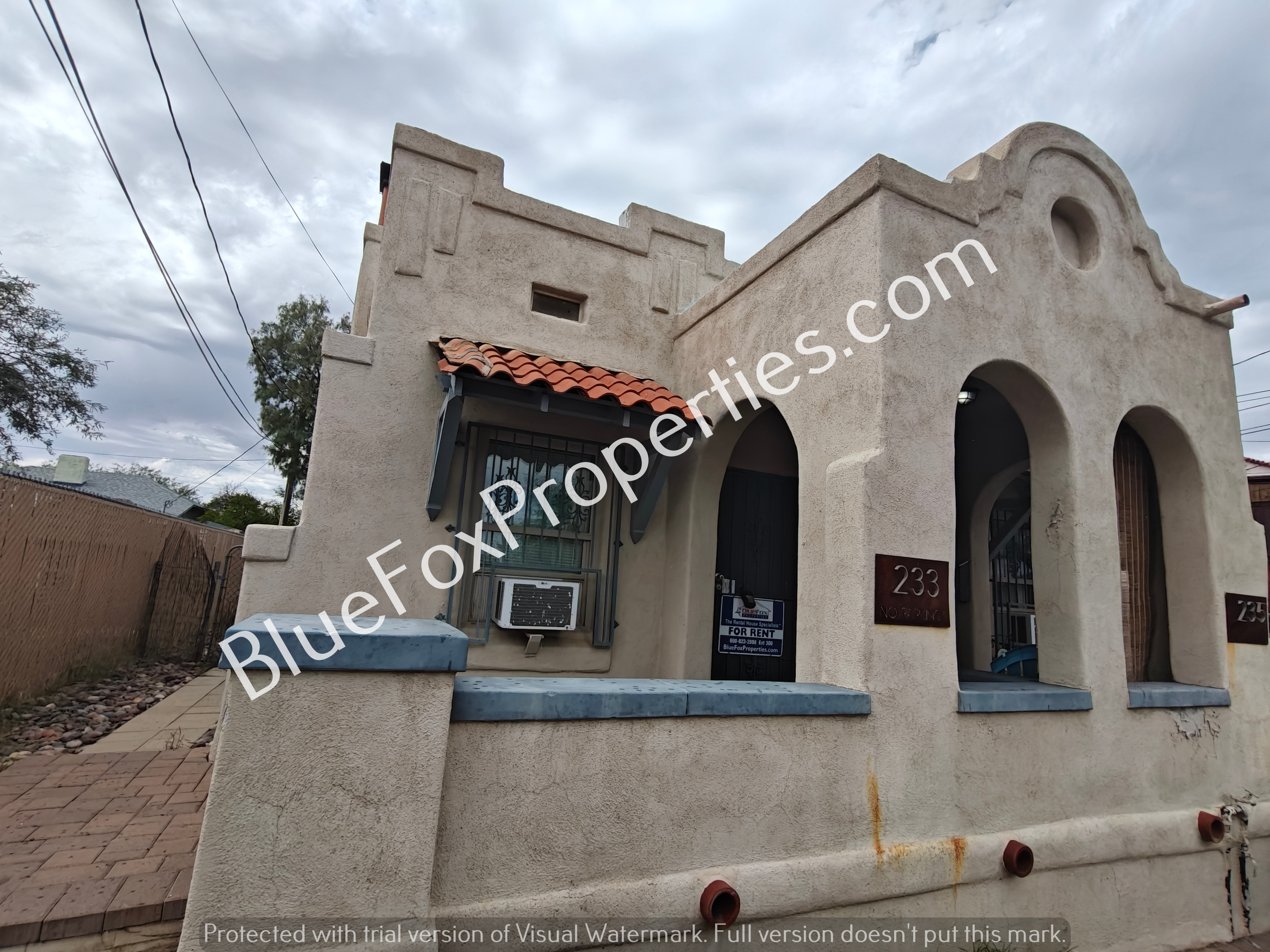 Tucson Townhome: 233 N Jacobus Ave