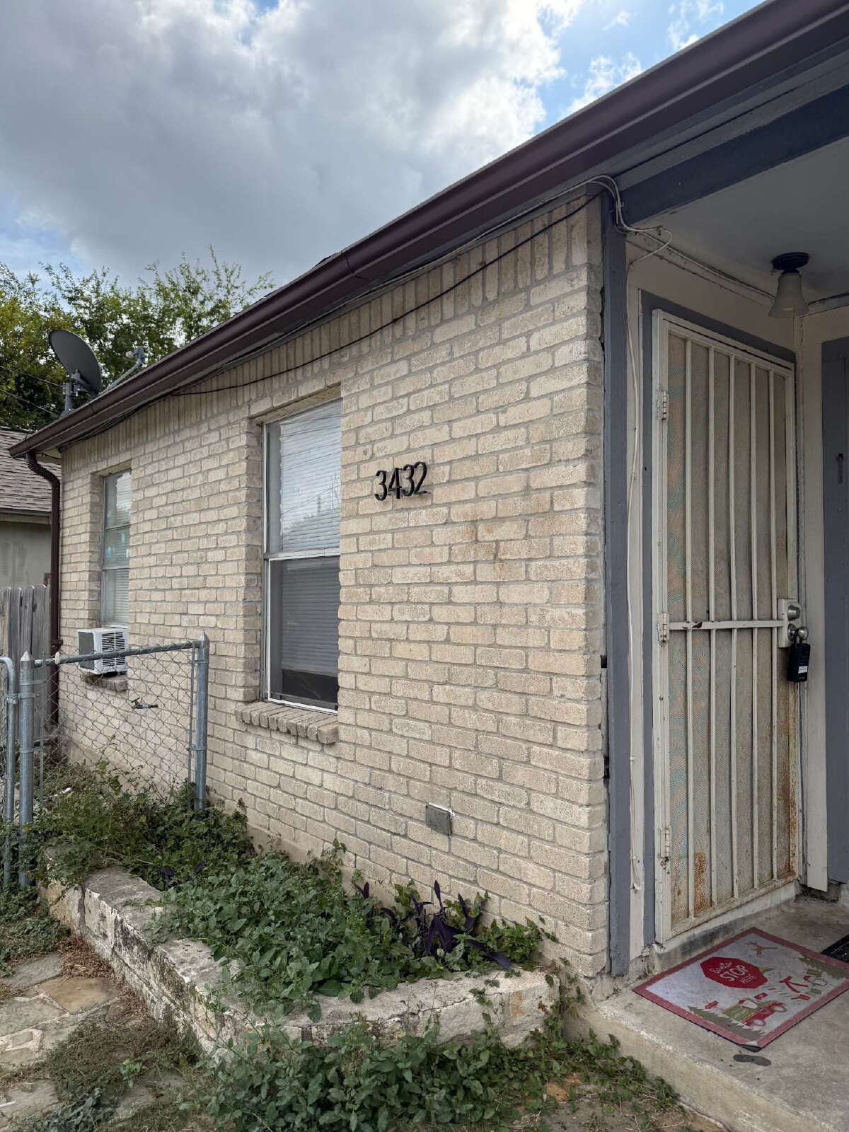 San Antonio Condo: 3432 Gateway Dr