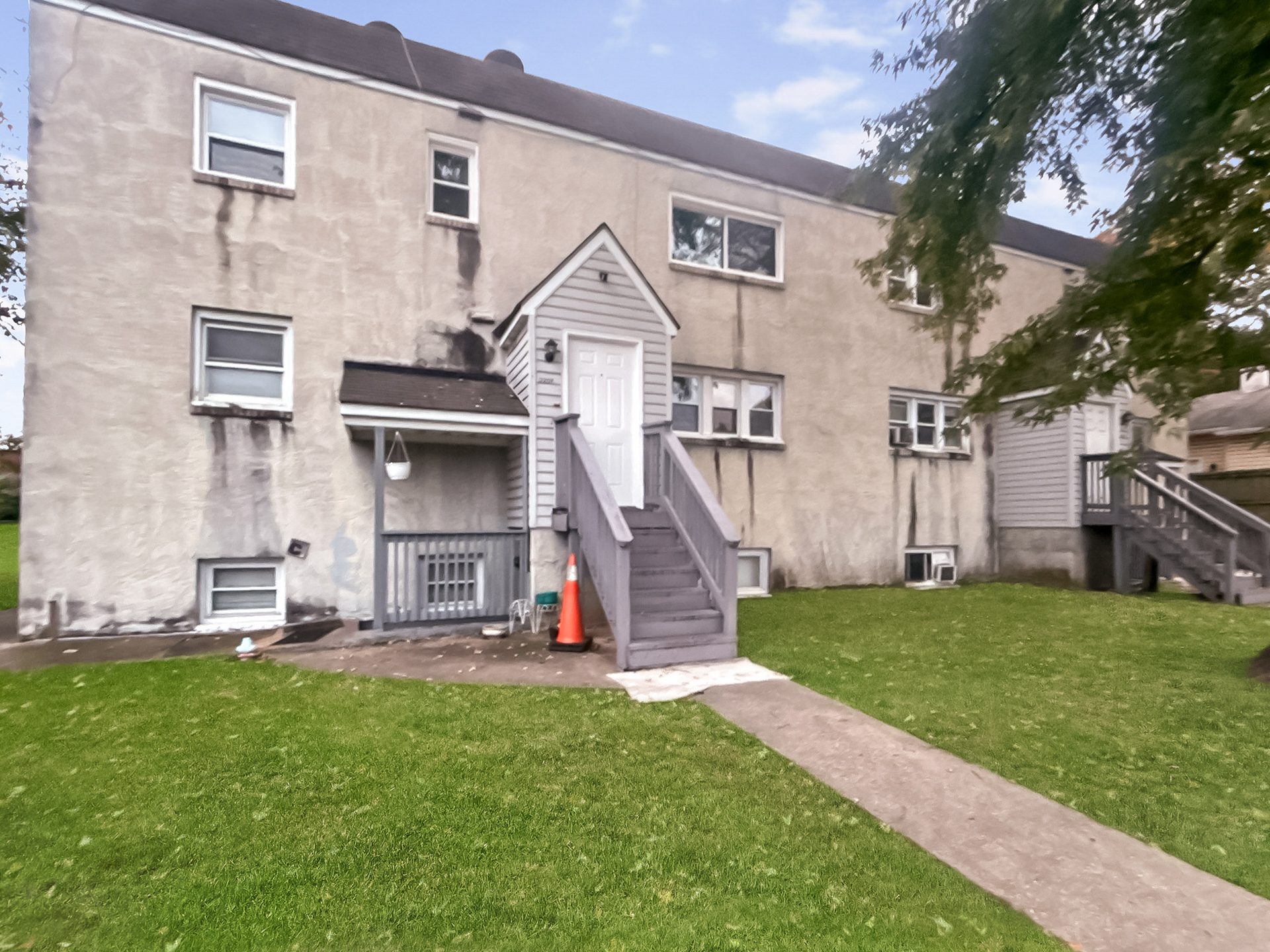 Halethorpe Condo: 3201 Lily Ave, Halethorpe, MD 21227