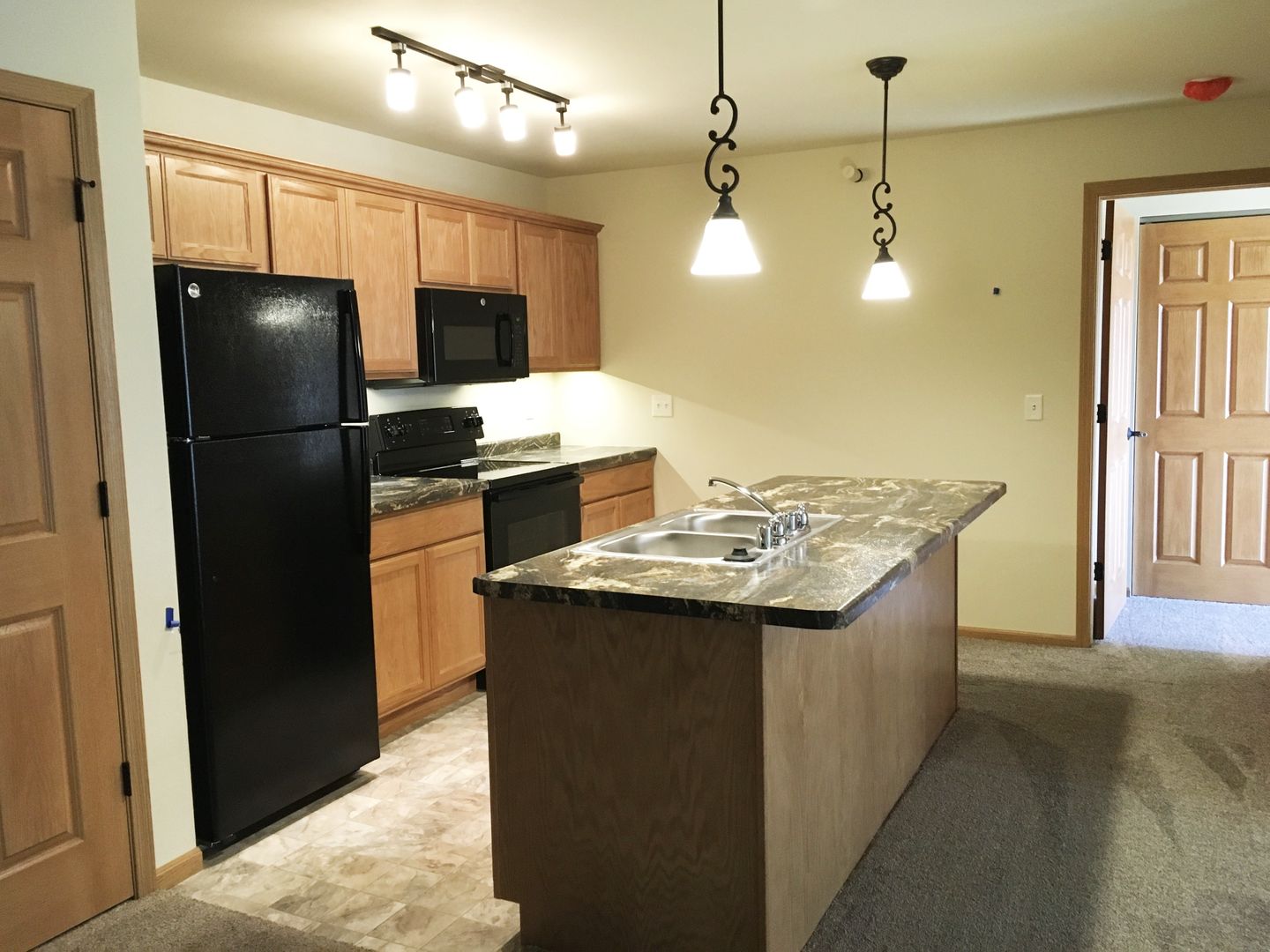 Tomah Apartment: 1028 Berry Ave