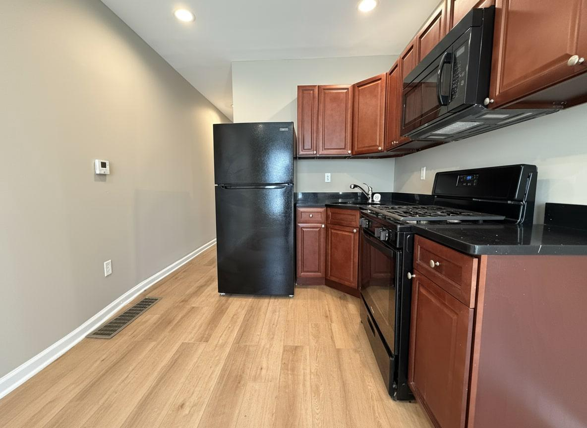 Philadelphia Condo: 978 n 45th