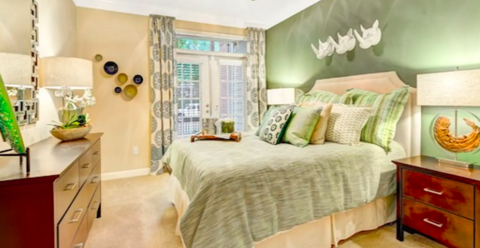 Houston Condo: 1210 Winrock Blvd