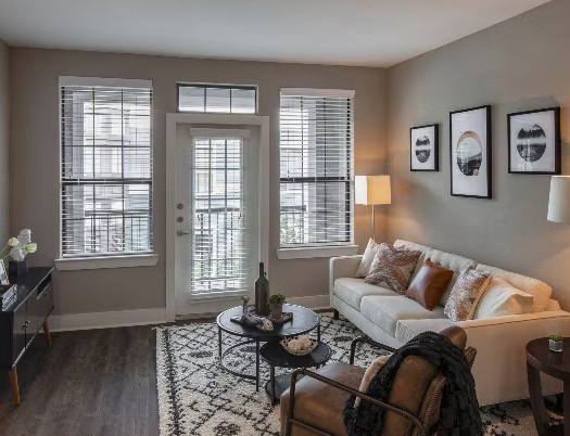 Austin Condo: 810 E 9th St