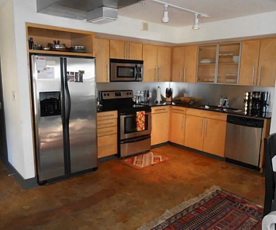 Dallas Condo: 329 E Colorado