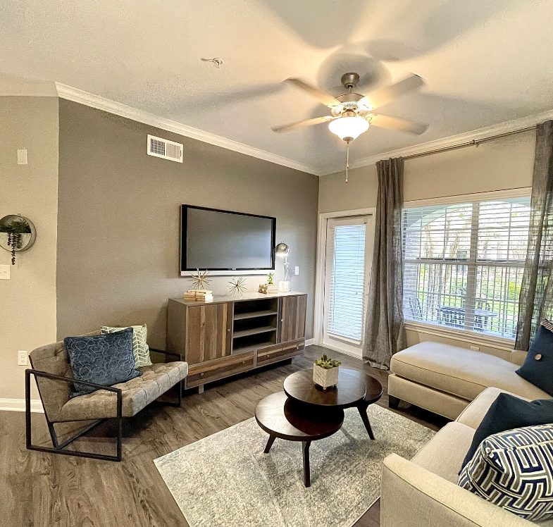 Houston Condo: 1766 S Park View Dr