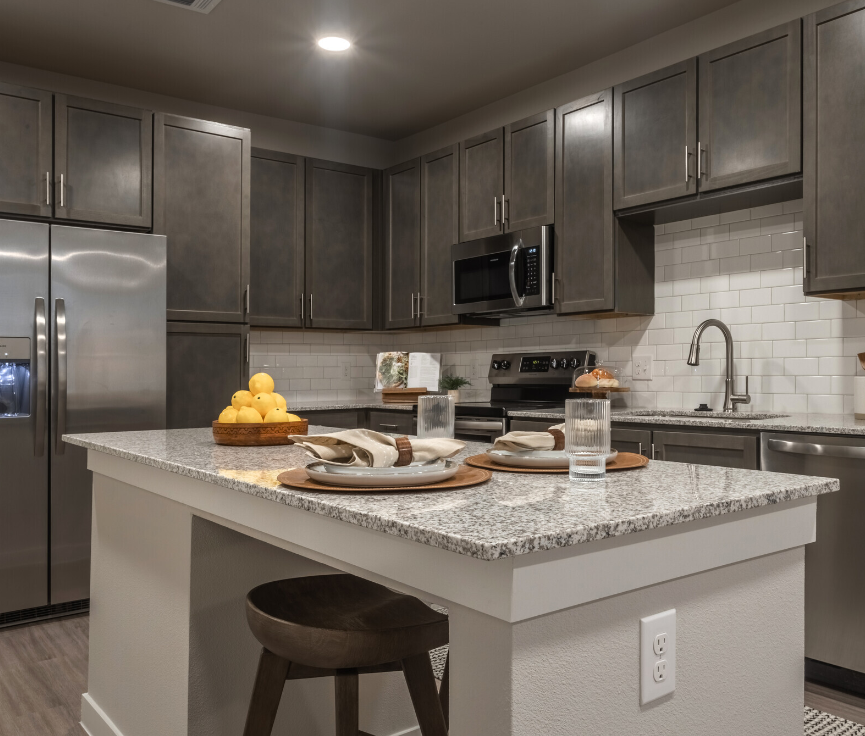 Houston Condo: 11810 Clay Rd