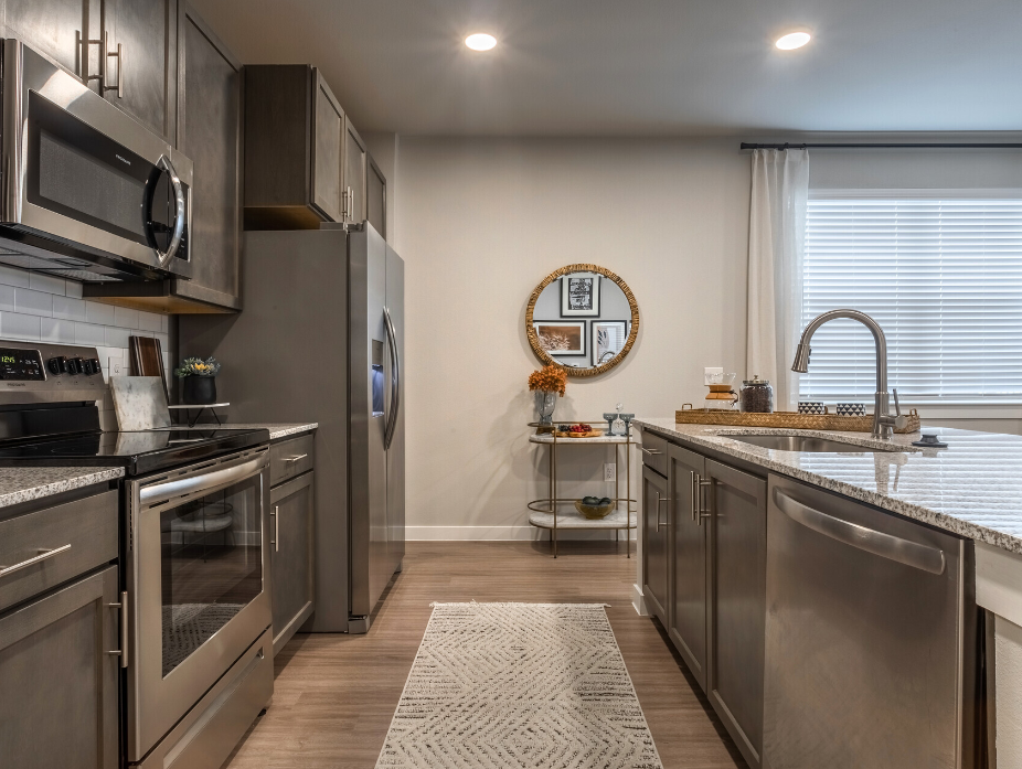 Houston Condo: 11810 Clay Rd