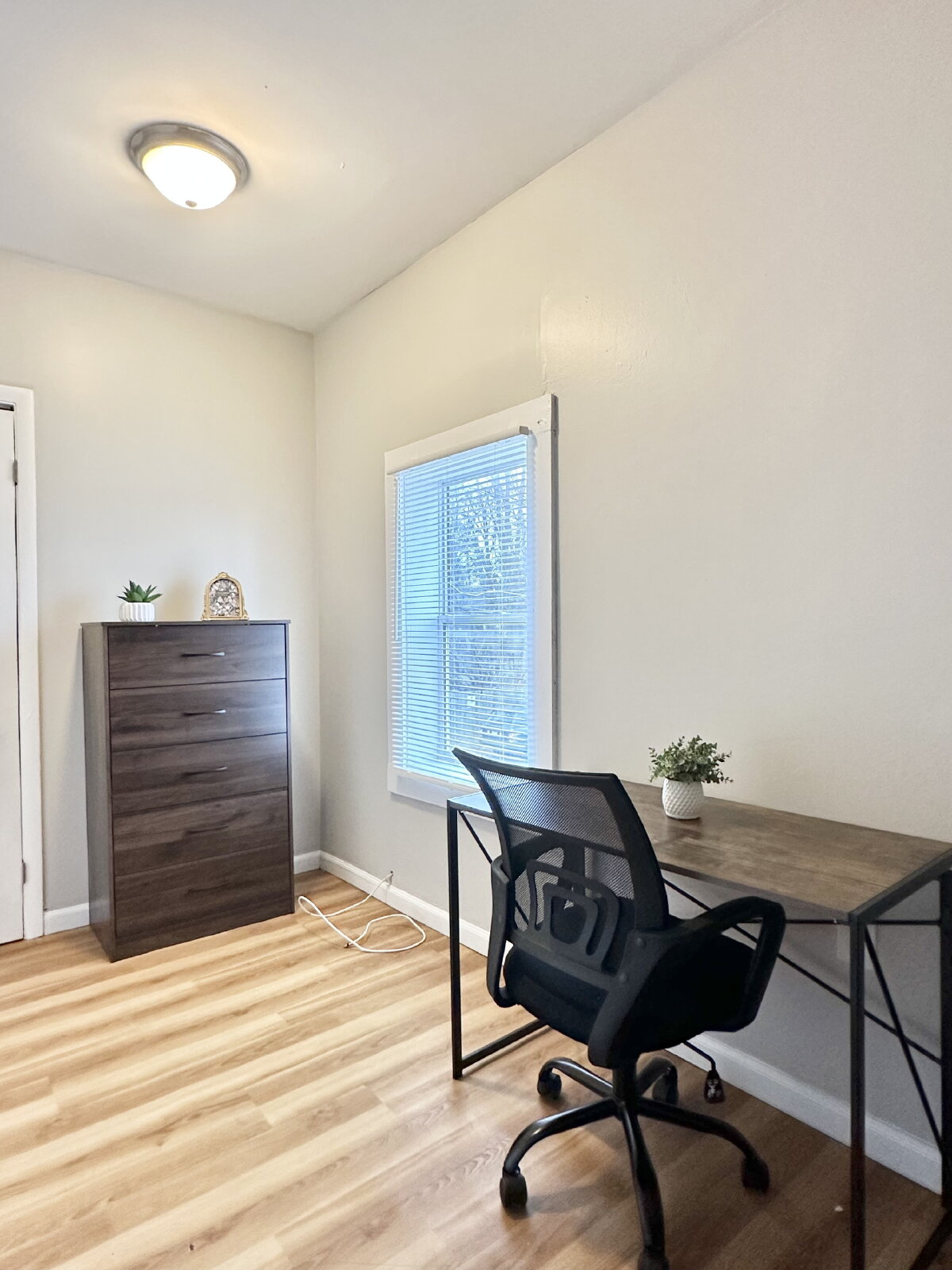 Troy Condo: 22 Crockett Ave