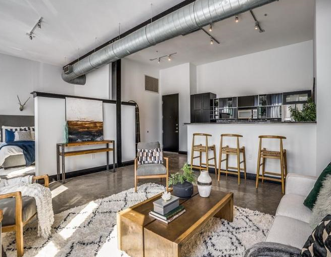 Dallas Condo: 2502 Live Oak