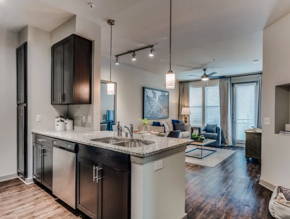 Plano Condo: 926 E. 15th