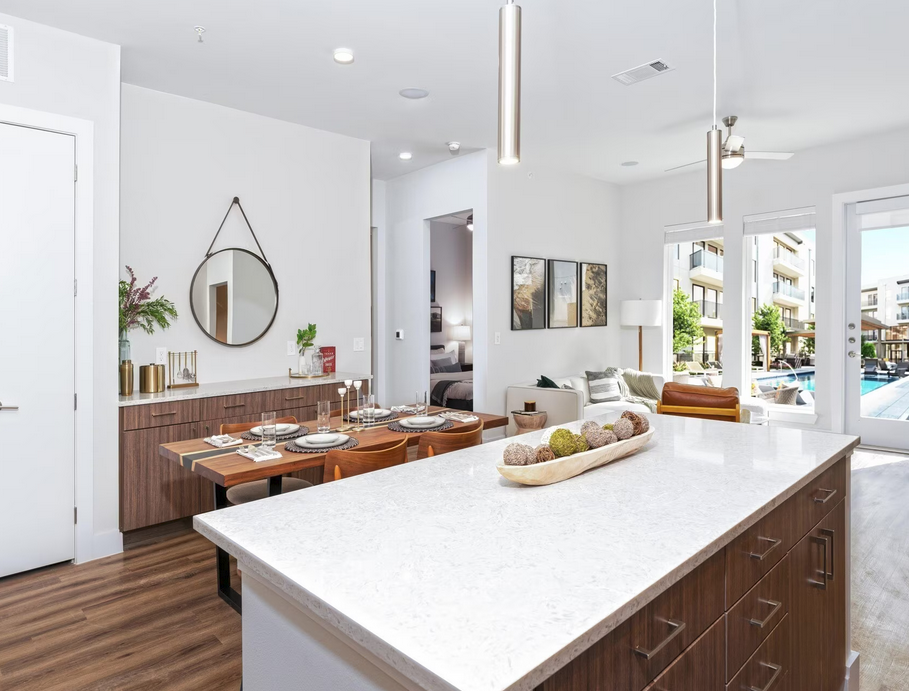 Plano Condo: 1003 K Ave