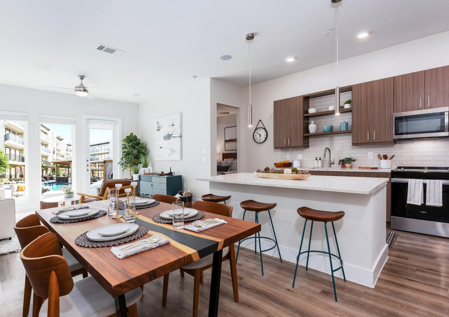 Plano Condo: 1003 K Ave