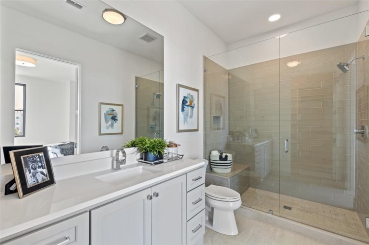 Frisco Condo: 5270 Town and Country