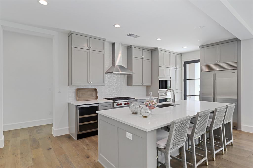 Frisco Condo: 5270 Town and Country