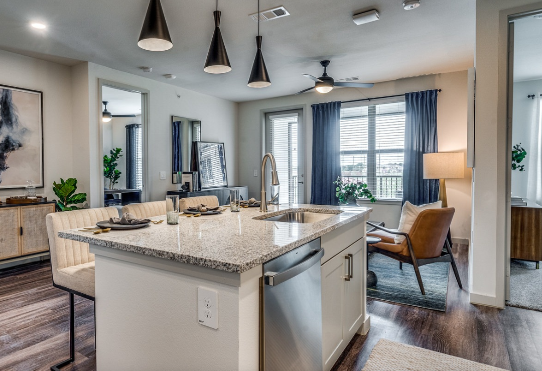 Grand Prairie Condo: 7201 Lake Ridge Pkwy