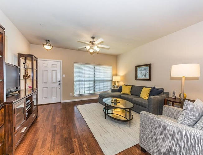 McKinney Condo: 3075 Willow Grove