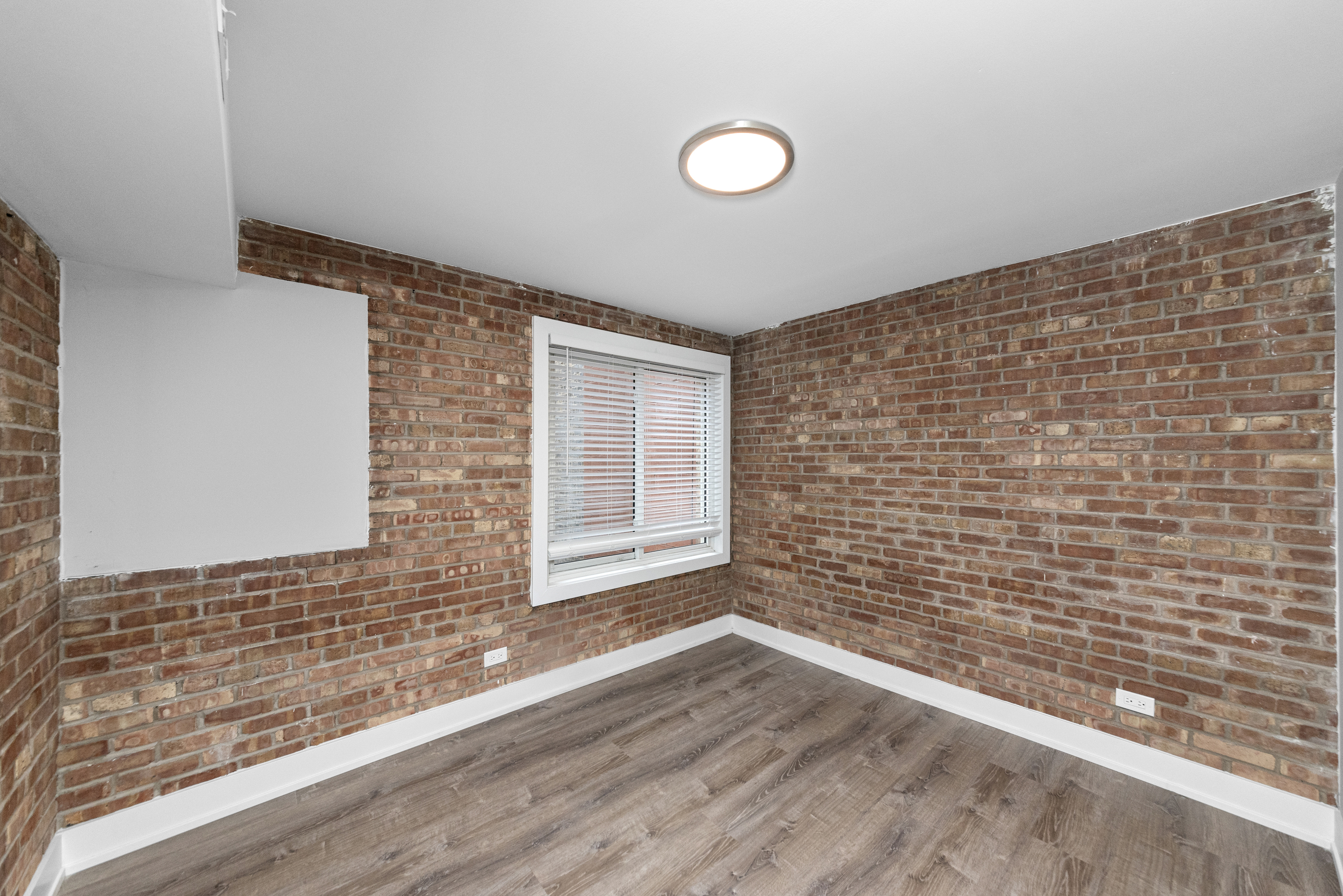 Chicago Condo: 1220 N Lasalle