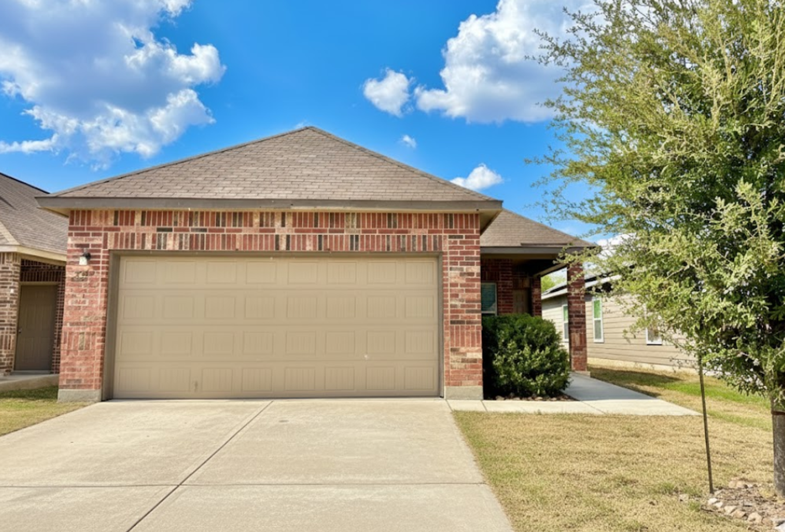 San Antonio House: 7347 Braes Corner