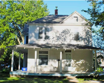 Iowa City House: 401 S Lucas St