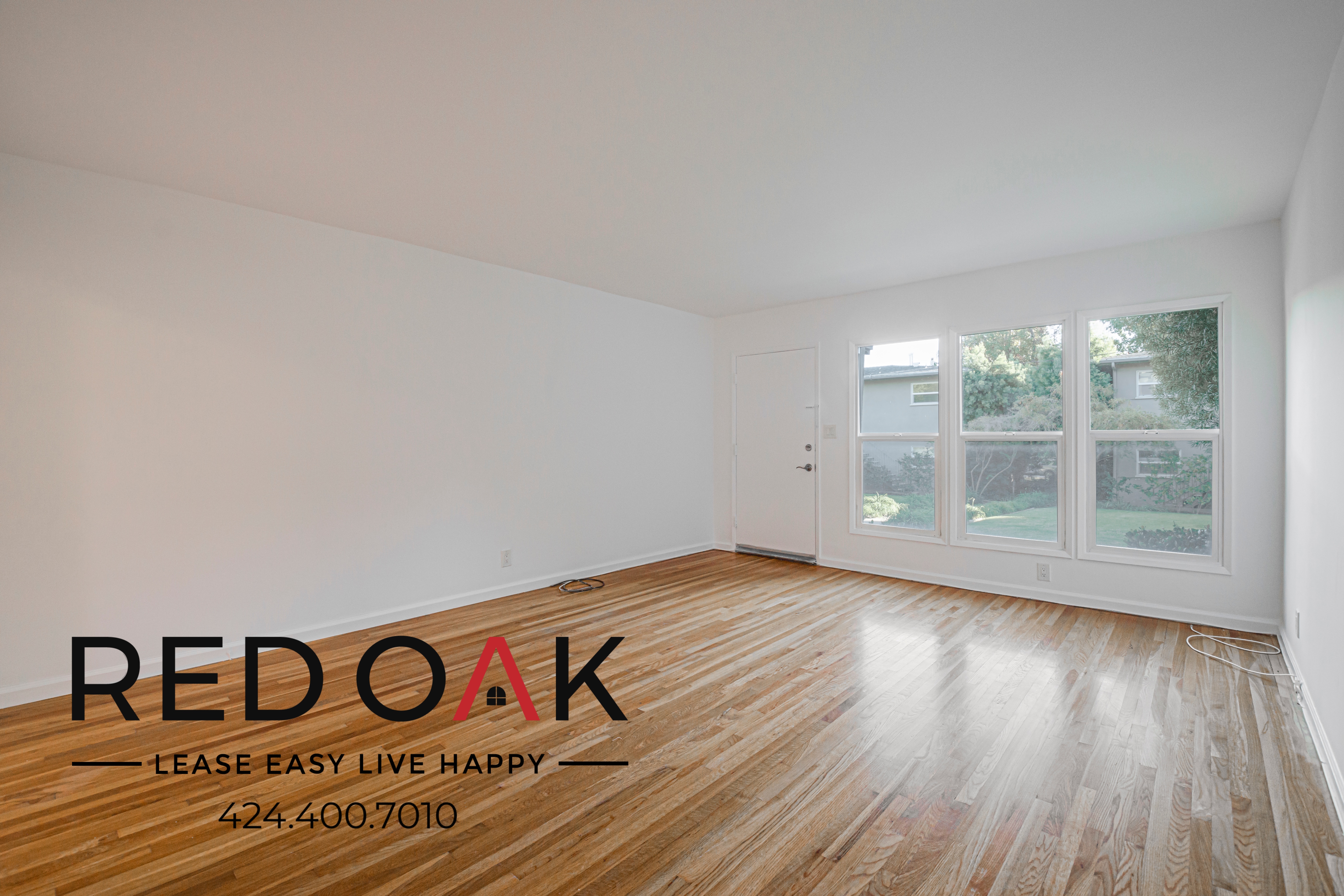 Los Angeles Condo: 2243 Merton Ave