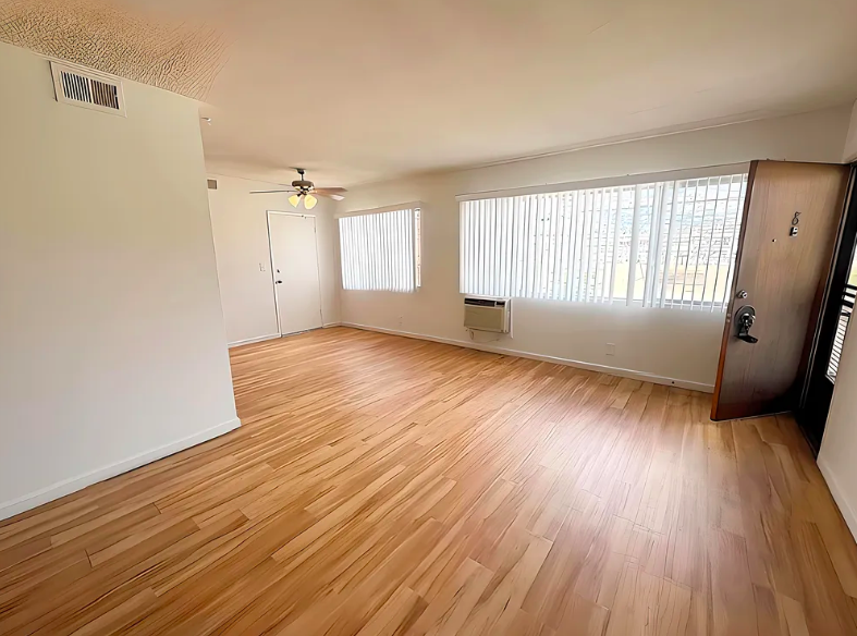 Glendale Condo: 725 N Isabel St