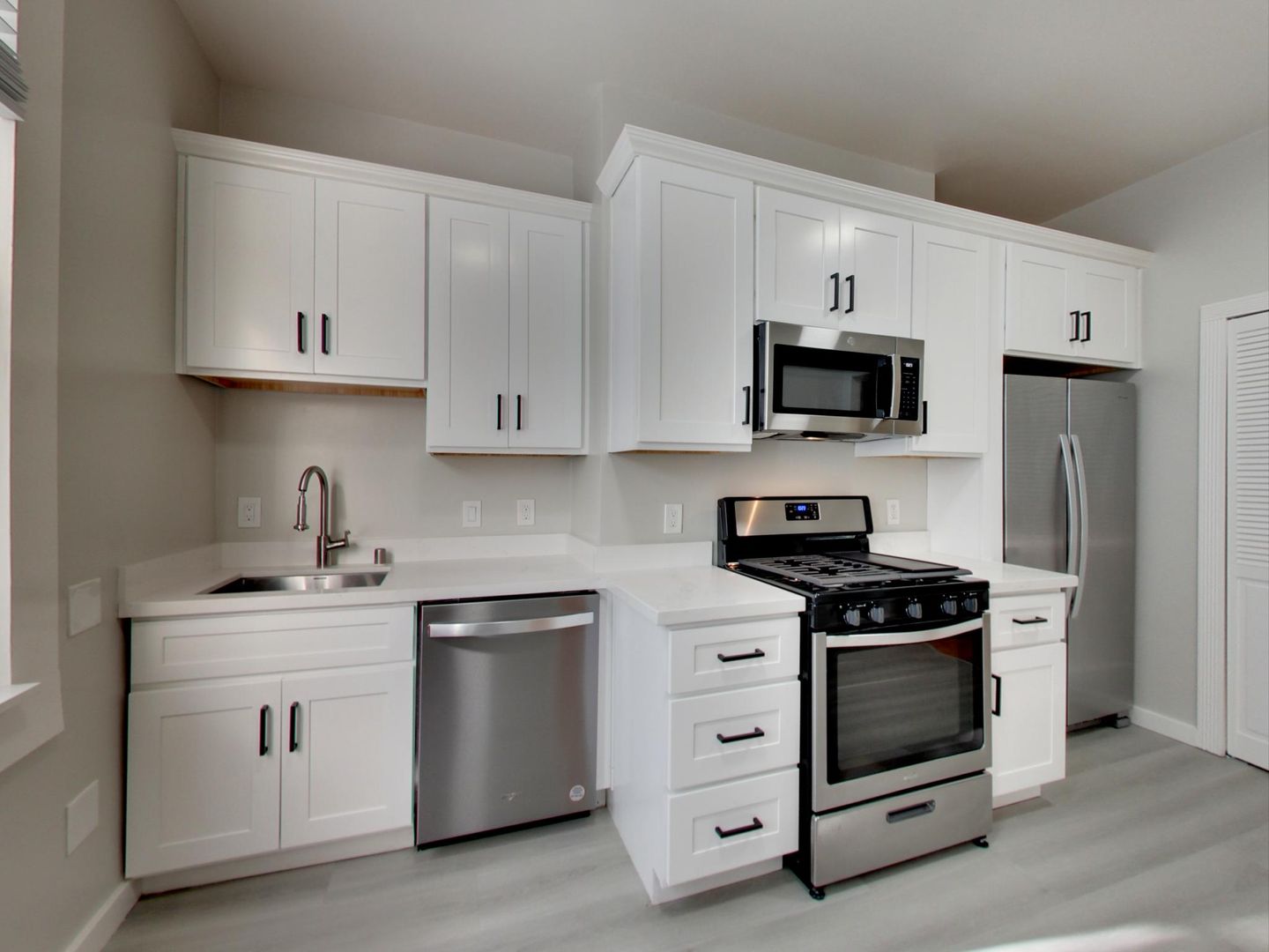 San Francisco Condo: 1012 Masonic Avenue