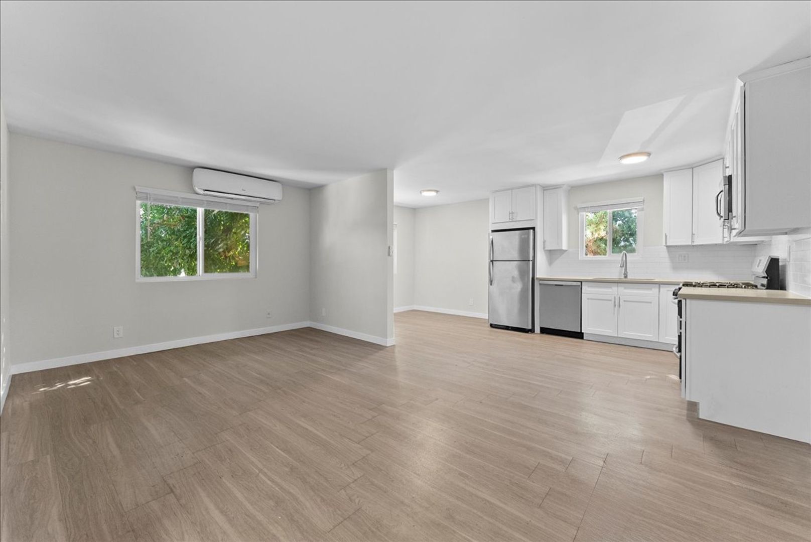 Glendale Condo: 631 E. Elk Ave.