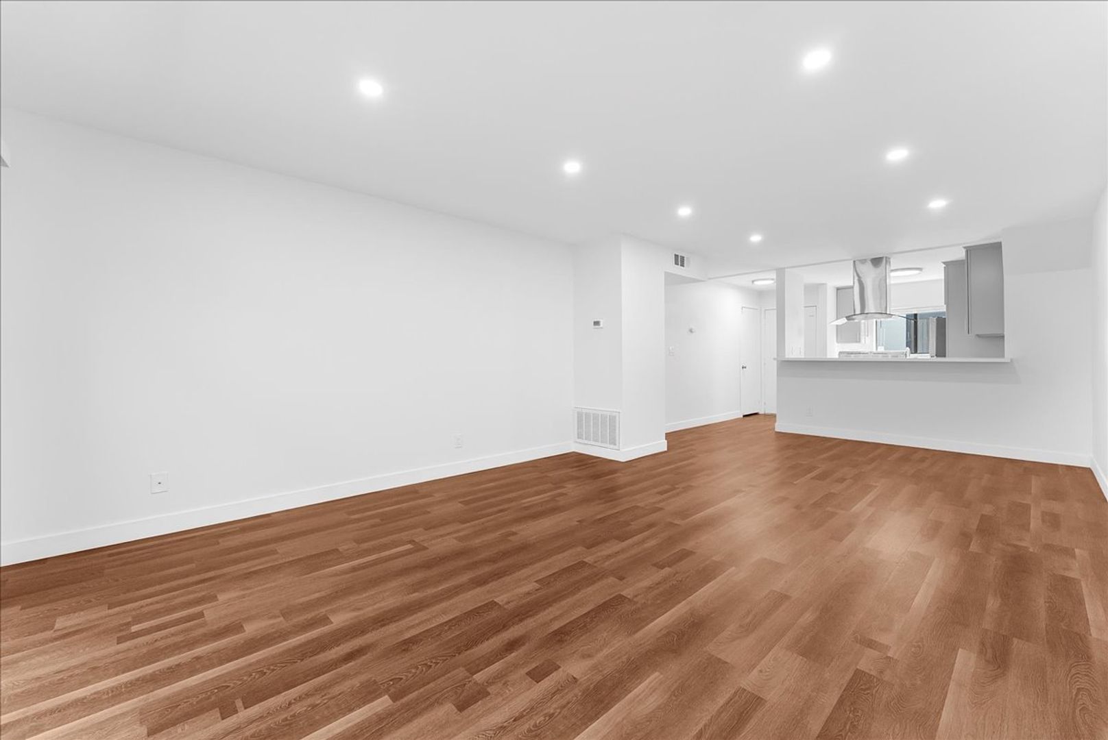 Glendale Condo: 448 W Windsor Road