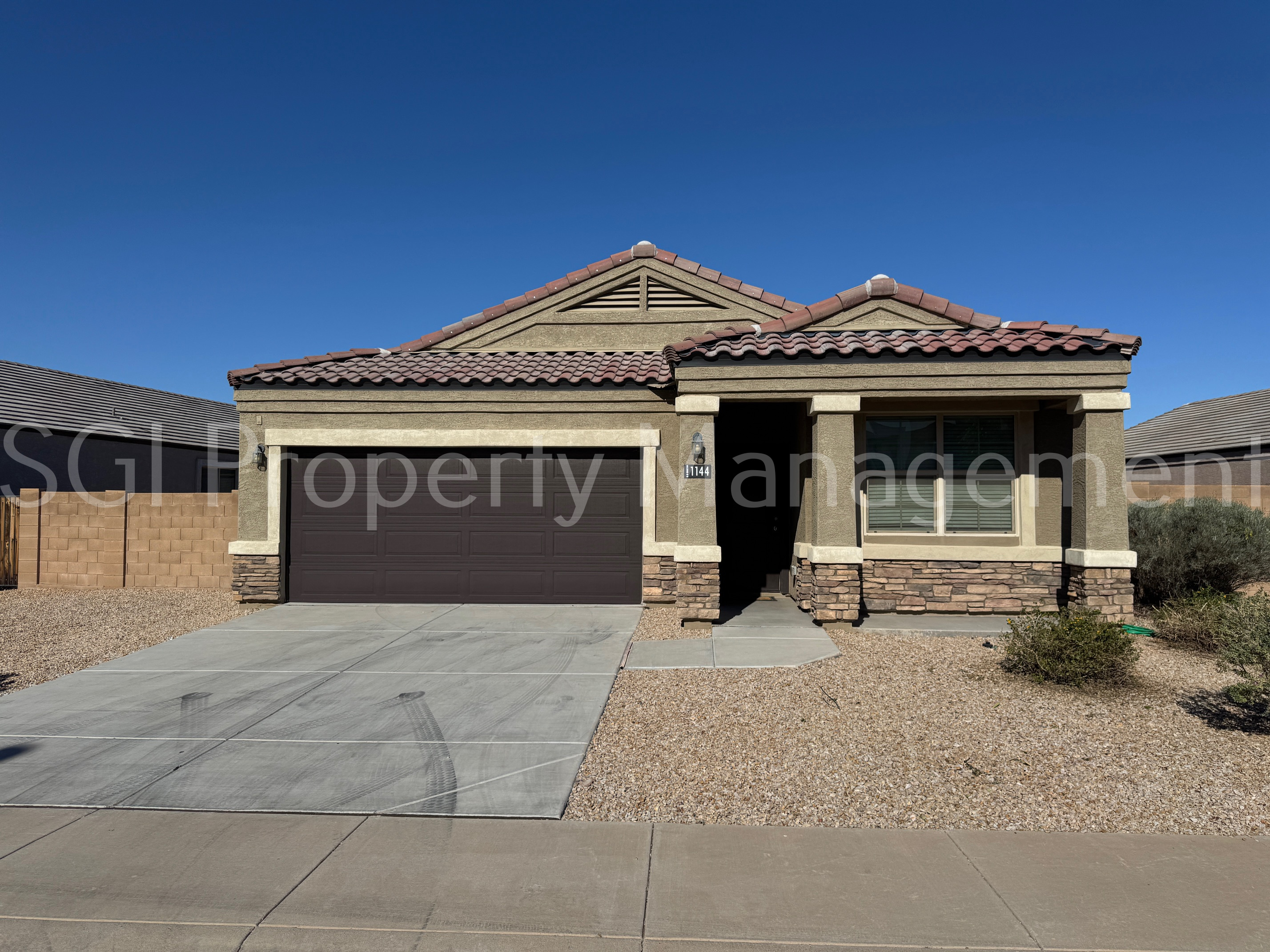 Casa Grande House: 1144 E Tyler Ln