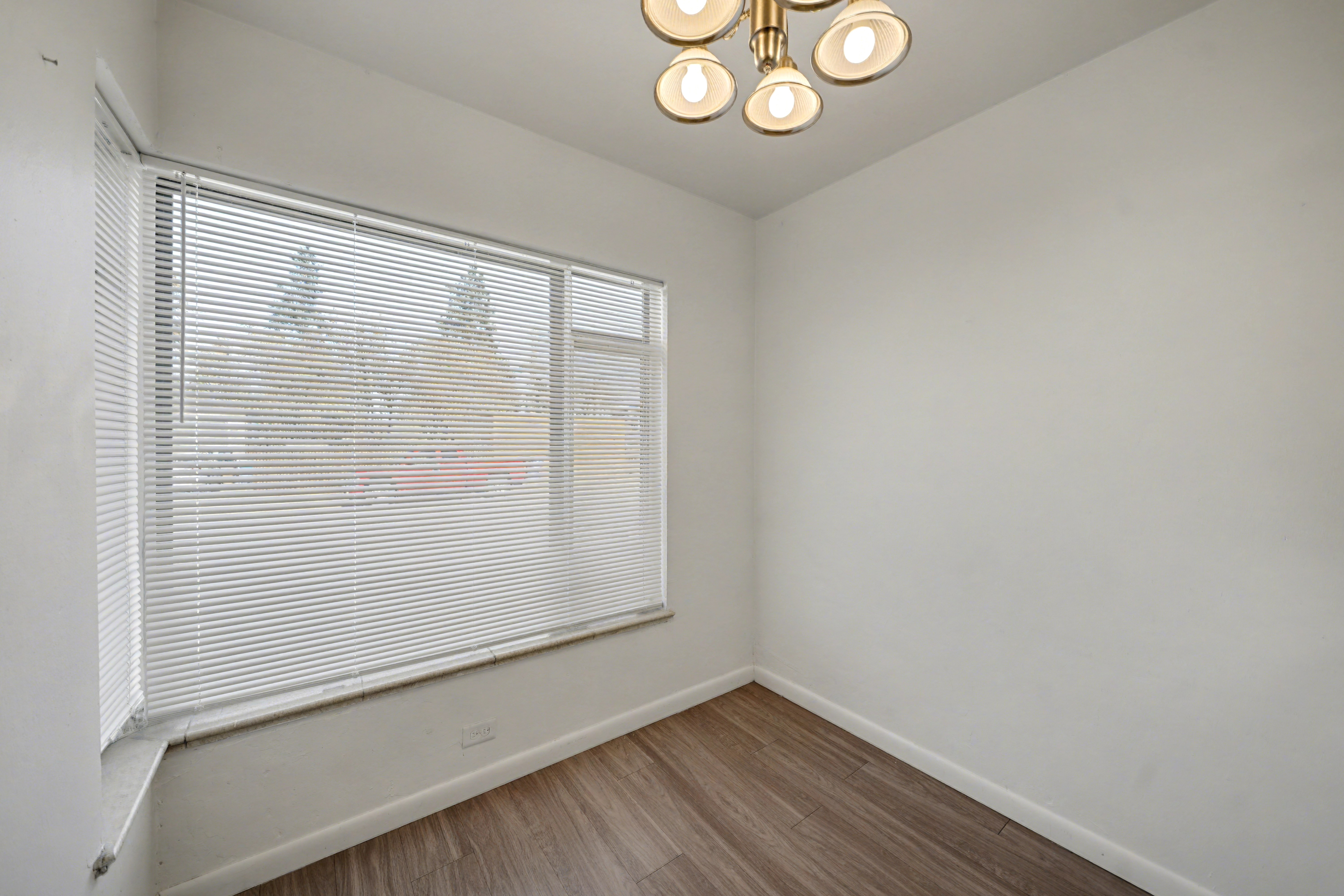 Englewood House: 4300 S Acoma Street