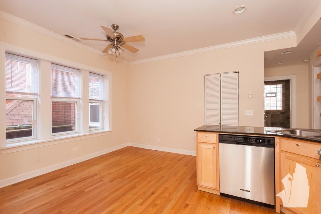 Chicago Condo: 3244 N Clifton
