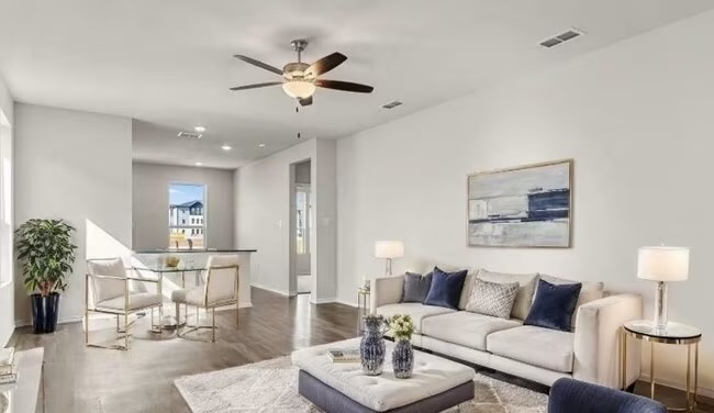 Longview House: 1609 Everwood Ct