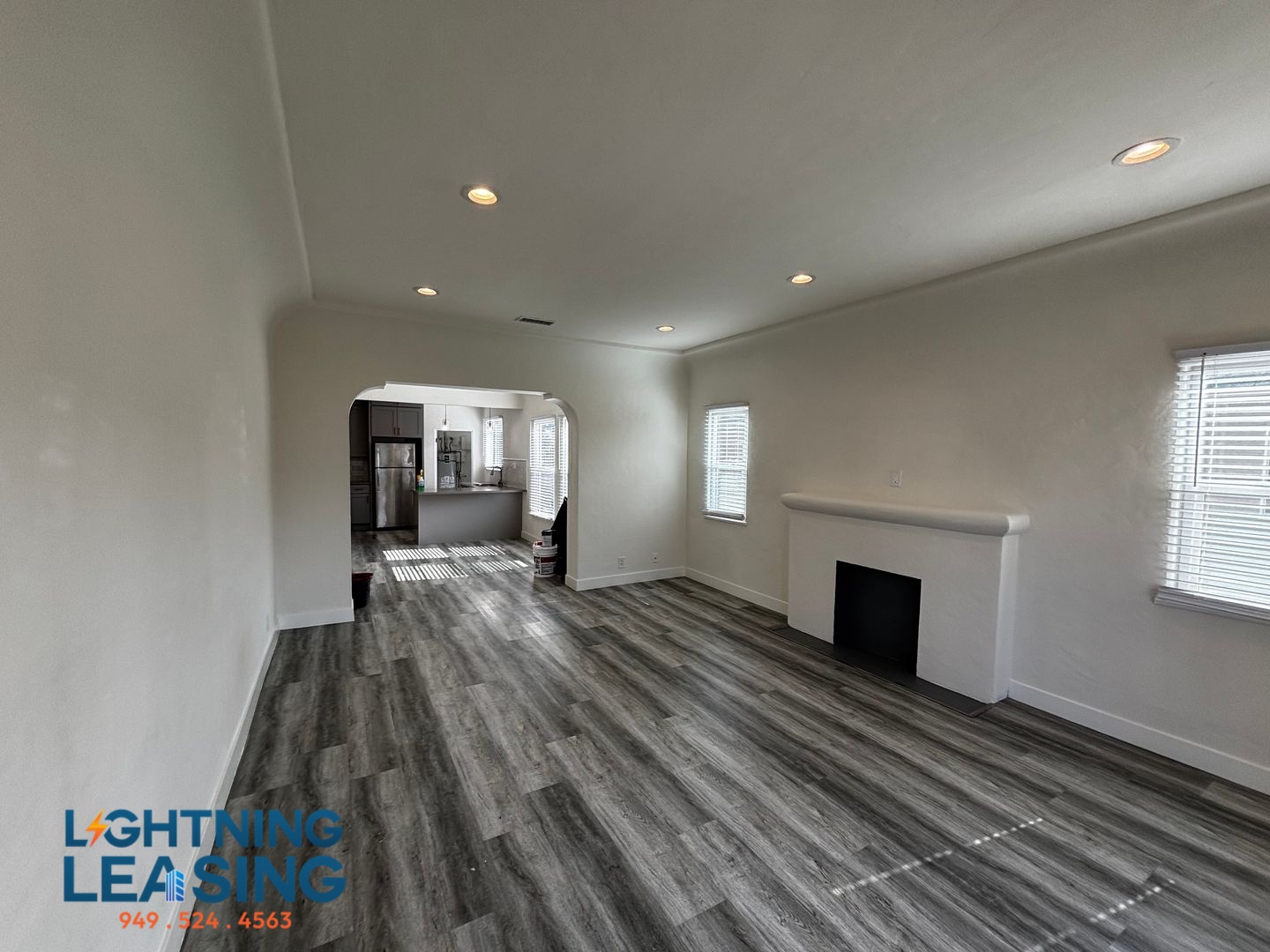Los Angeles Condo: 332 N Genesee Ave