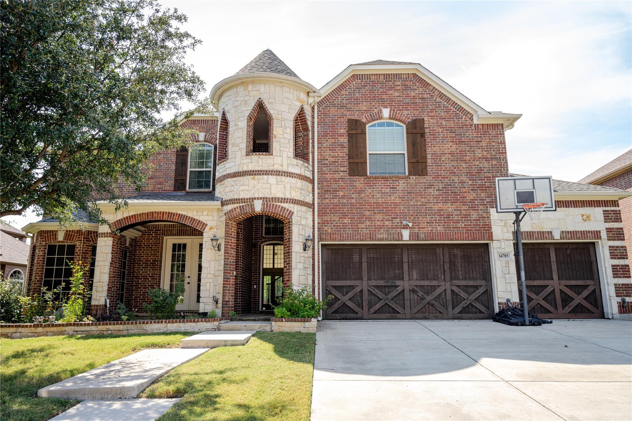 Frisco House: 14785 Palm Desert Lane