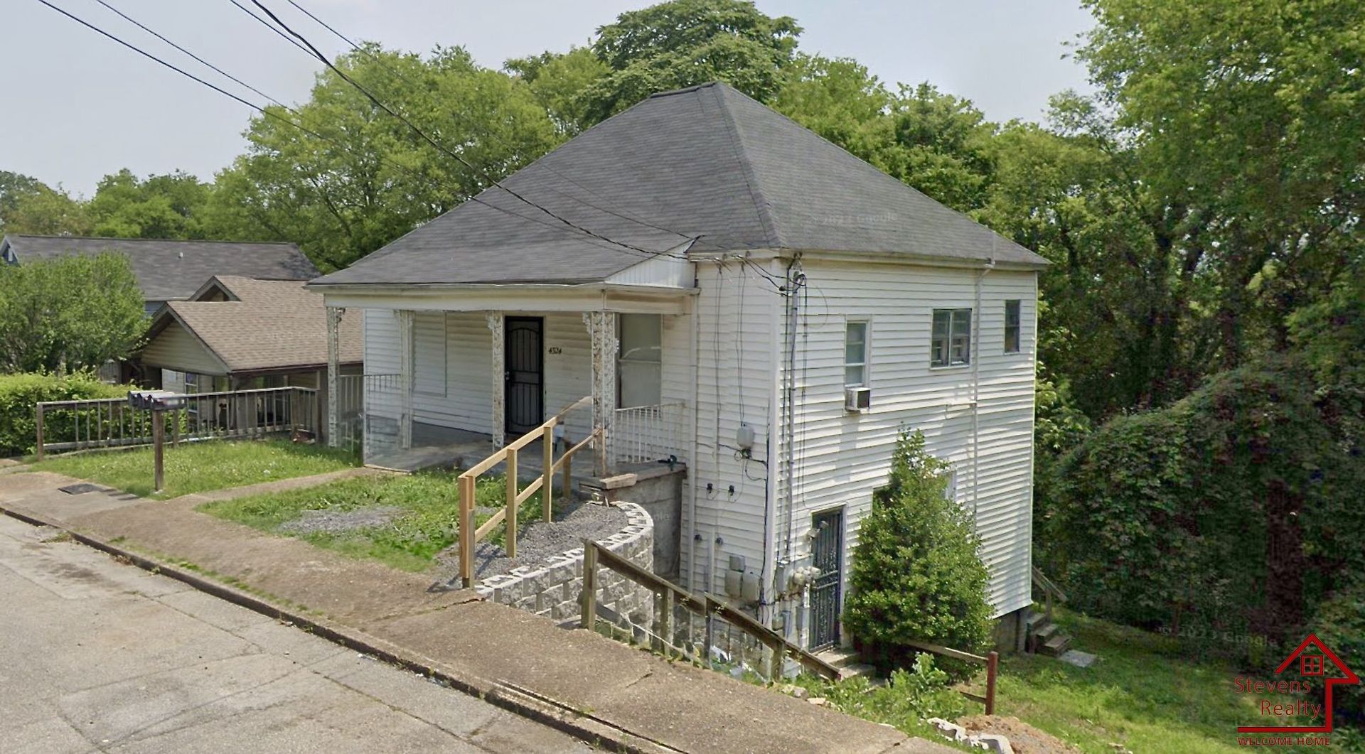 Chattanooga House: 4324 Grand Ave