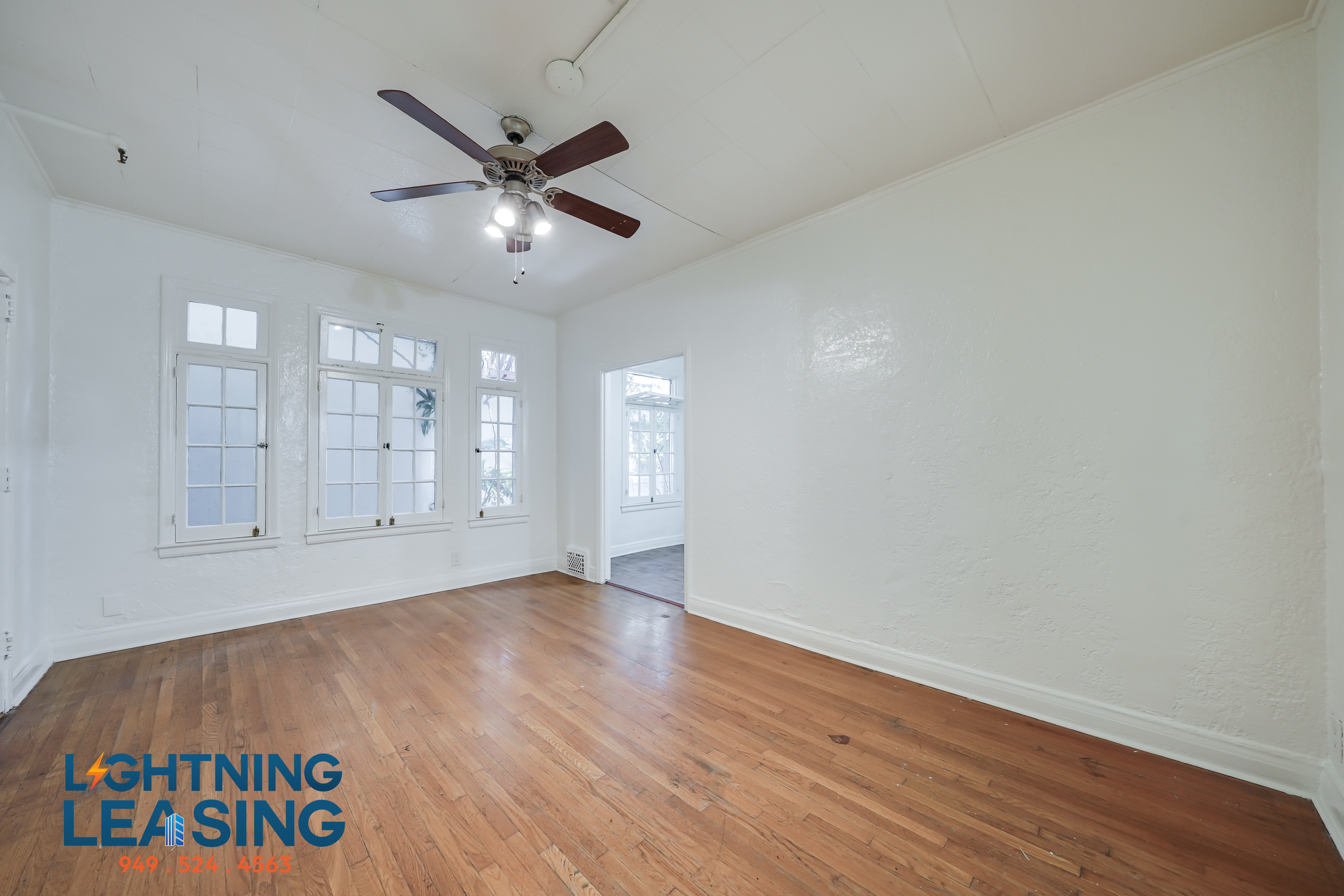 Los Angeles Condo: 6140 Afton Place