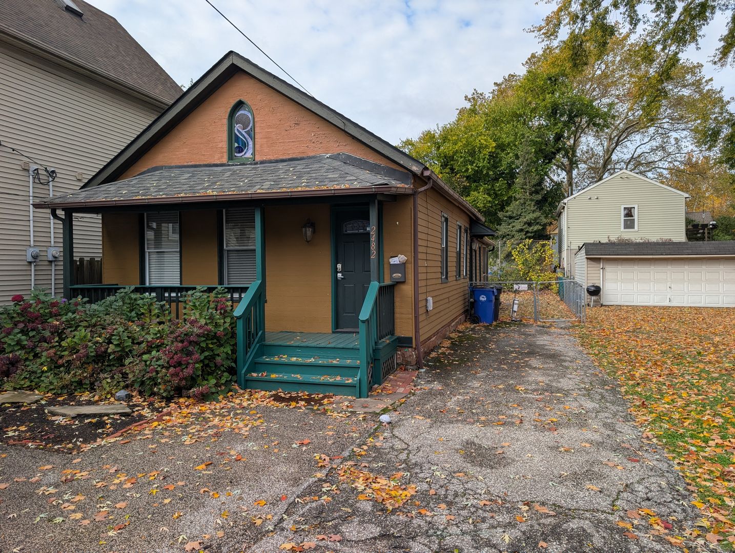 Cleveland Condo: 2484 W 10th  - 2482 W 10th