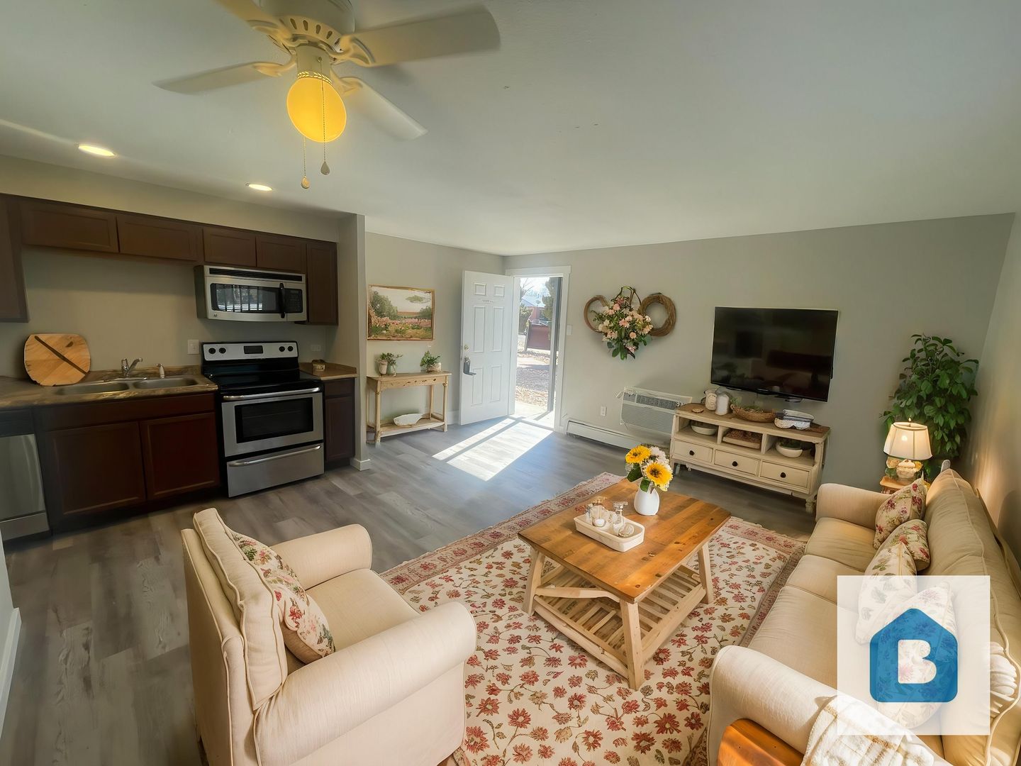 Pueblo Condo: 625 W 14th Street -