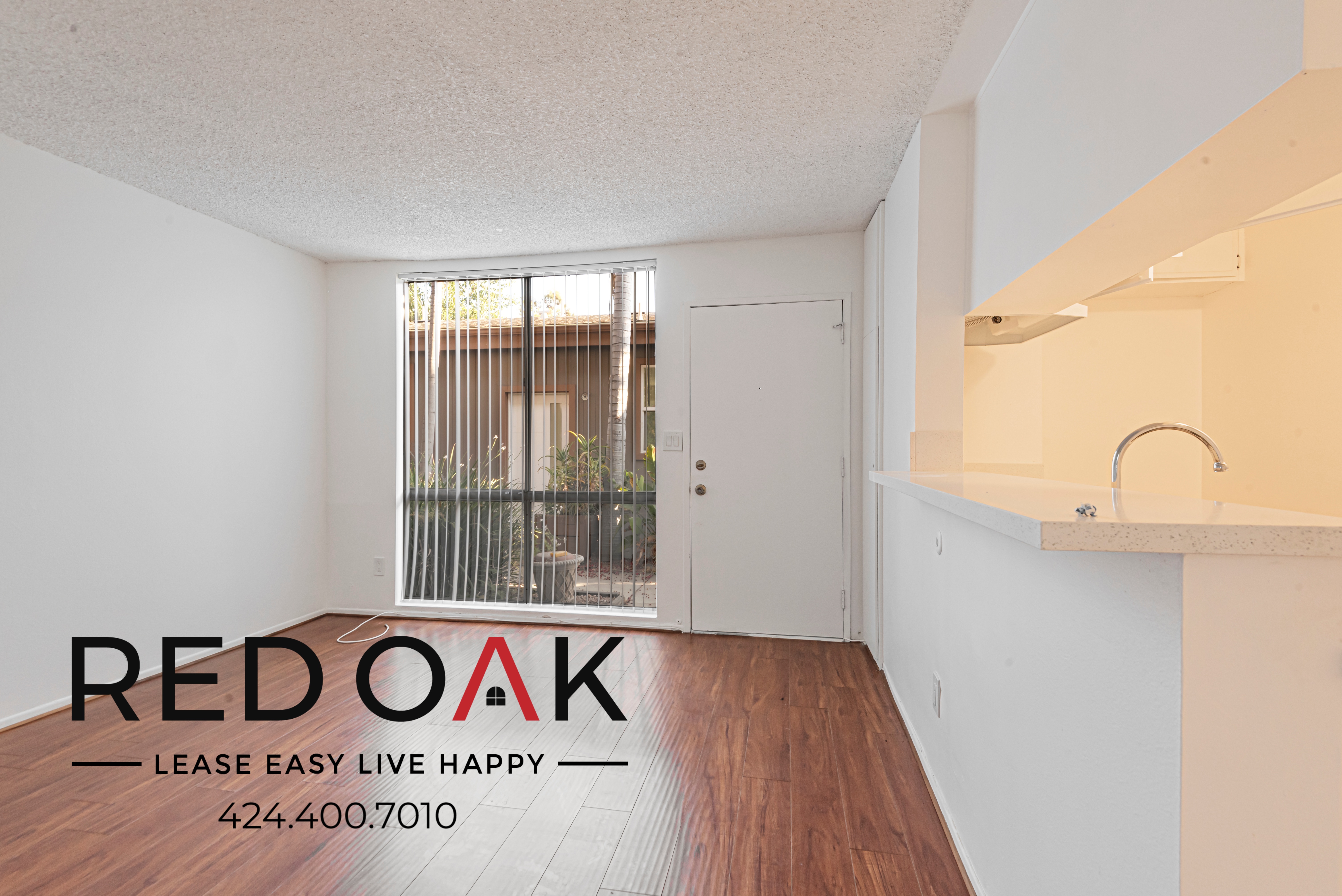 North Hollywood Condo: 10810 Sarah St
