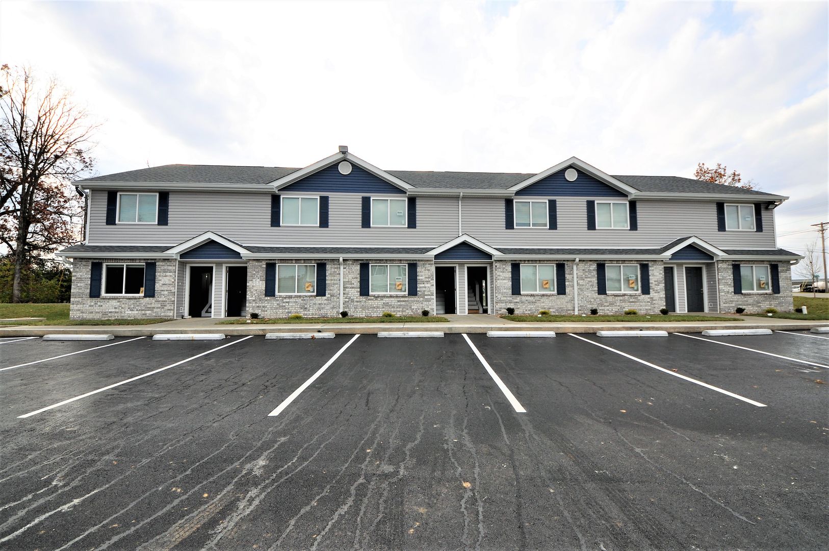 Warrenton Condo: 210 Arlington Way