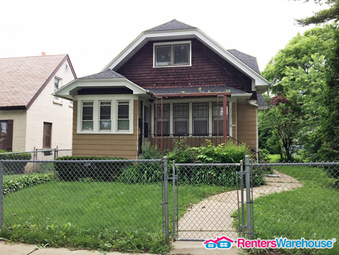 Milwaukee House: 4708 W Melvina St