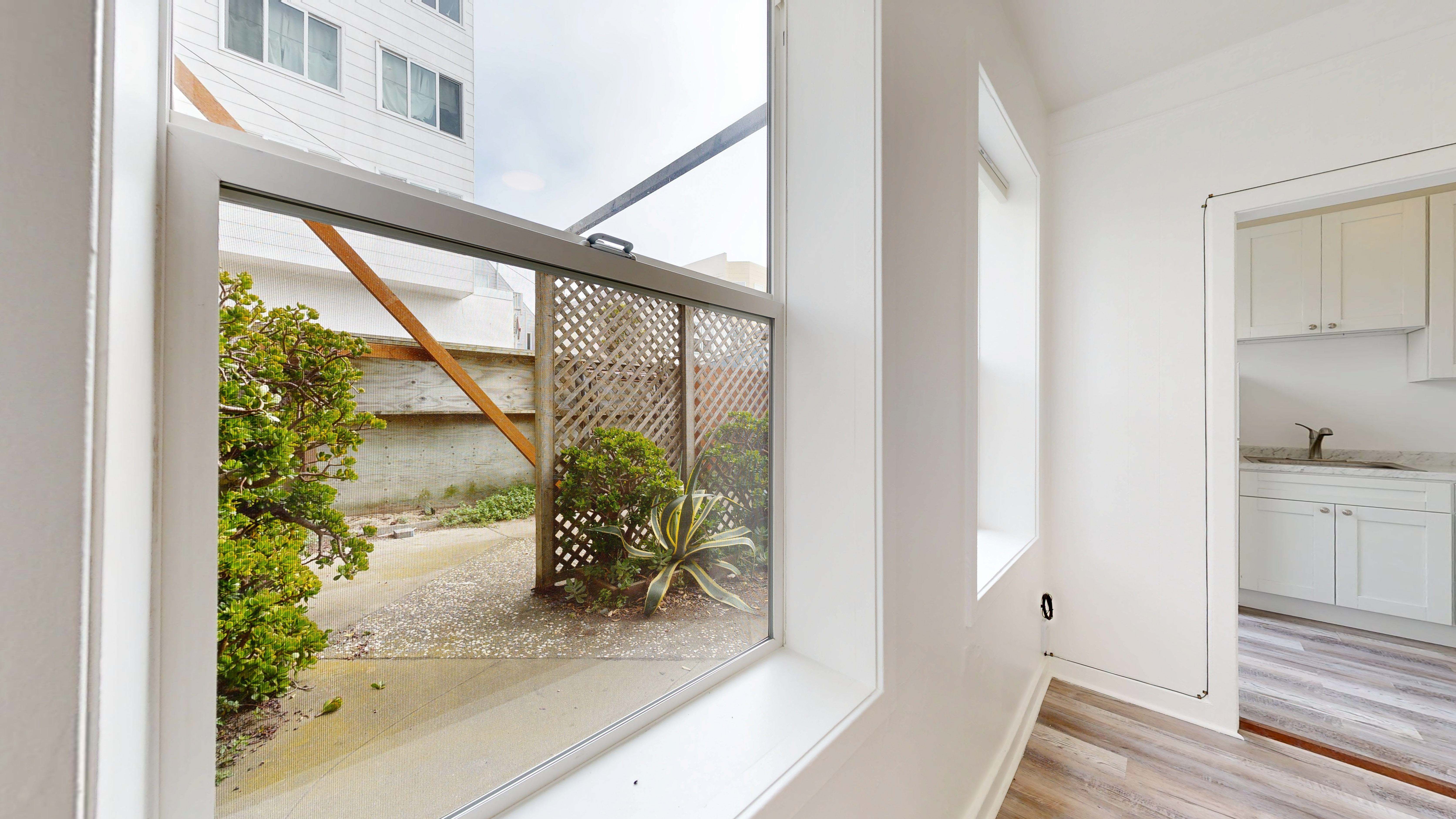 San Francisco Condo: 1552 Great Hwy