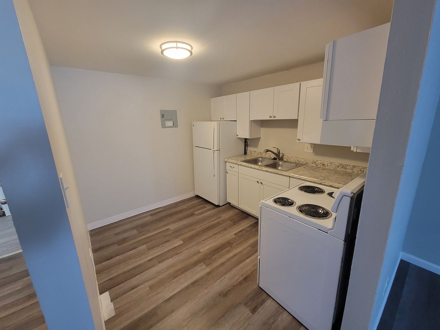 Denver Apartment: 1400 W Mississippi Ave