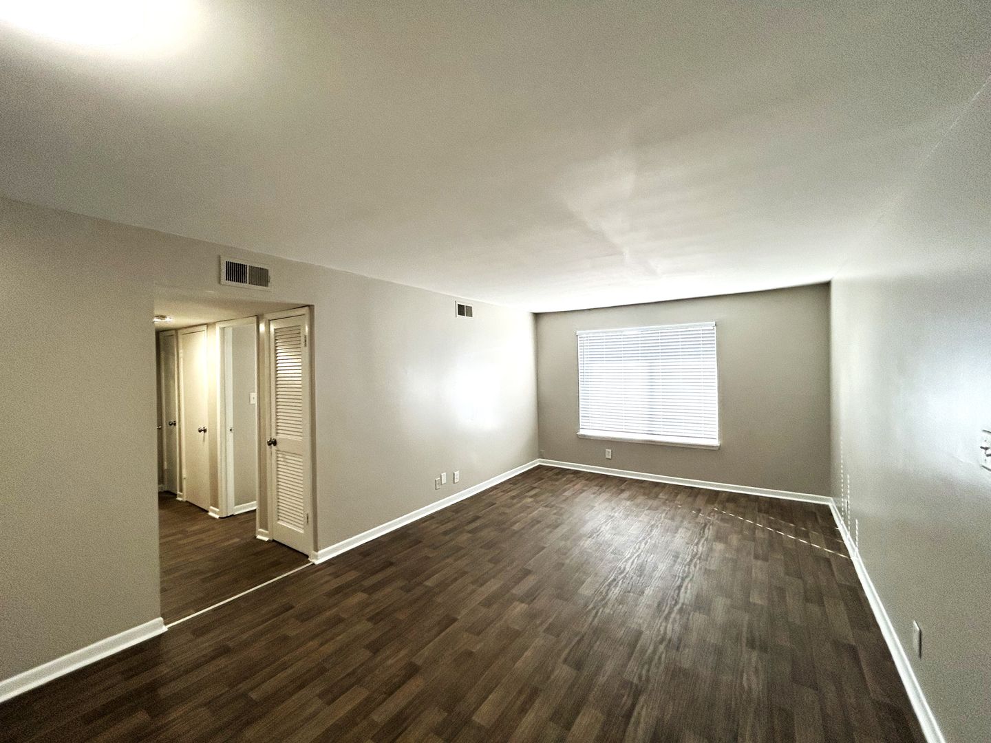 Macon Apartment: 3645 Mercer University Dr